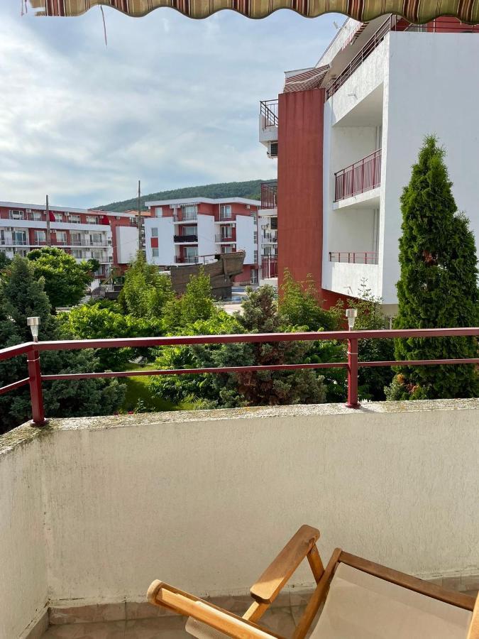 Fort Noks Apartments-Elenite Luaran gambar