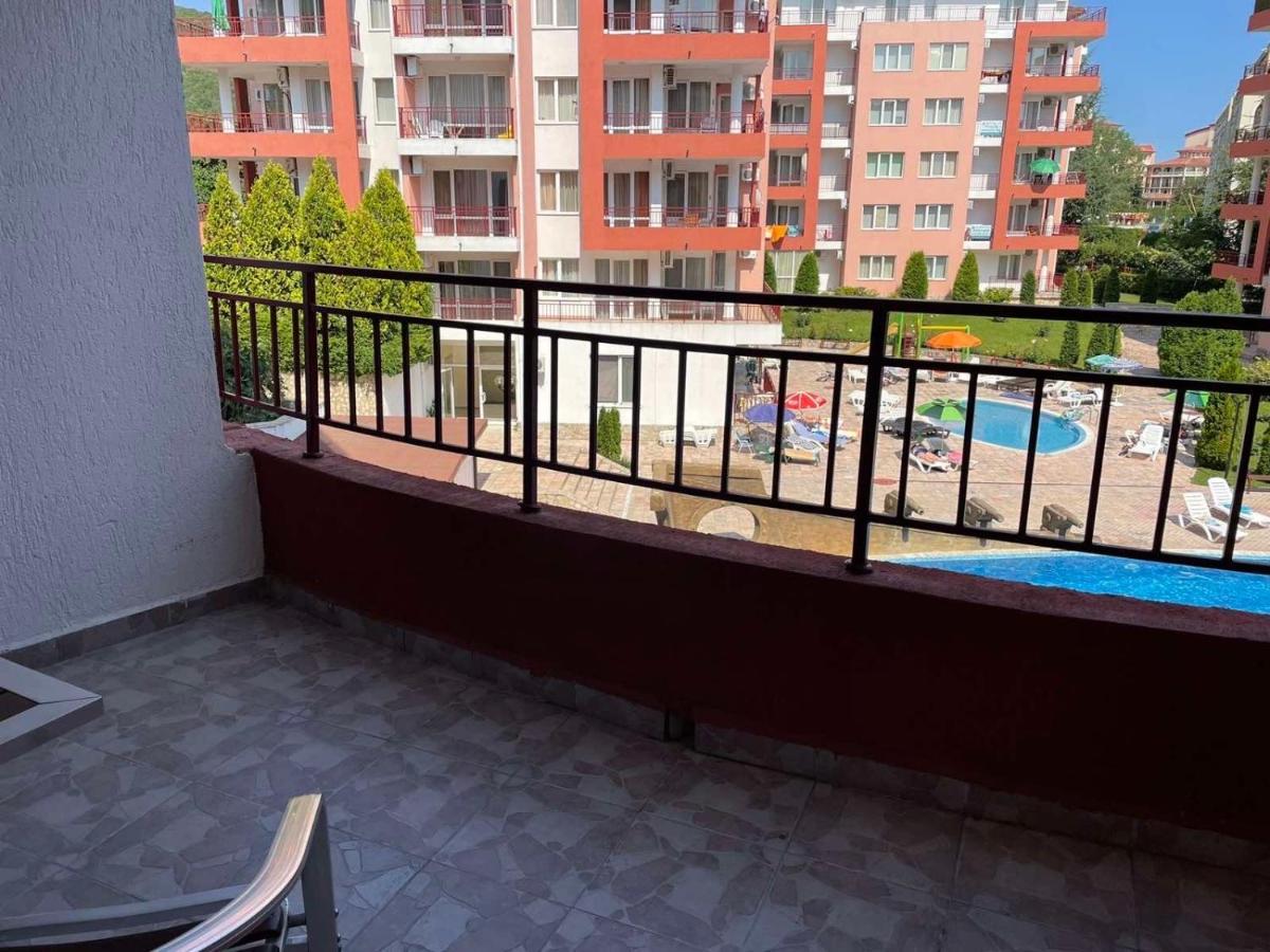 Fort Noks Apartments-Elenite Luaran gambar