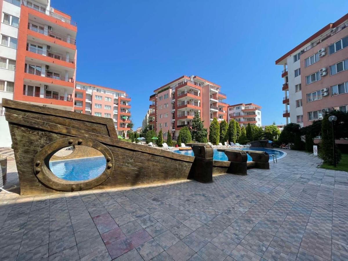 Fort Noks Apartments-Elenite Luaran gambar
